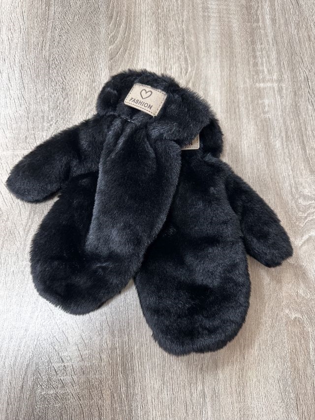 schwarz