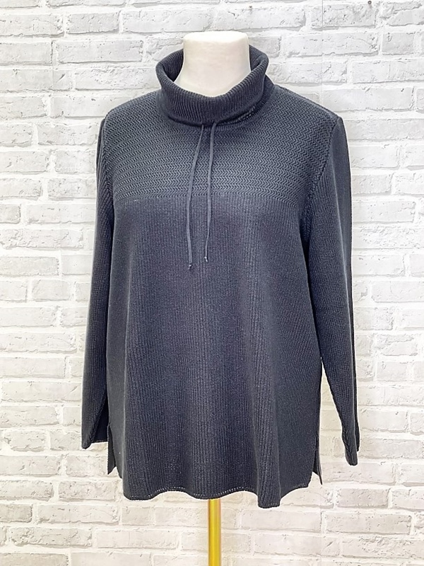 Rollkragenpullover mit Muster